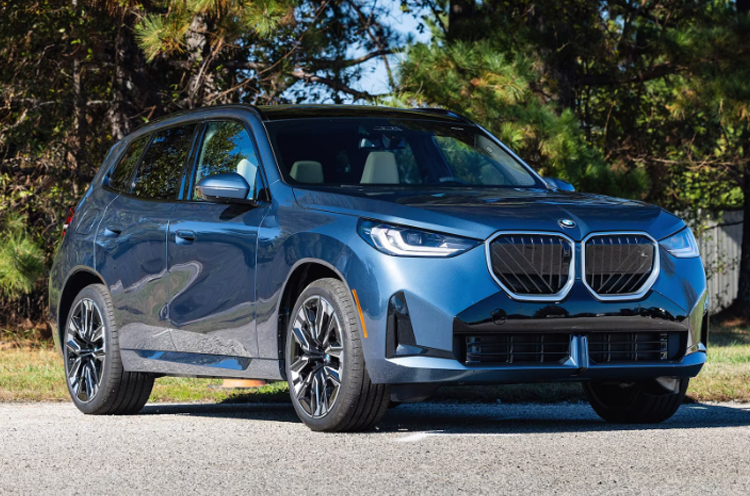2025 BMW X3: Daha büyük, daha sportif, daha ileri!