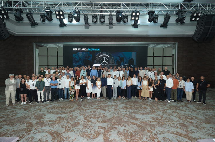 Mercedes-Benz Türk, bayi ve yetkili servisleri ile buluştu