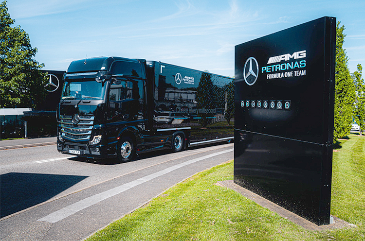 Mercedes-AMG ve PETRONAS’ın 50 yıllık güçlü ortaklığı