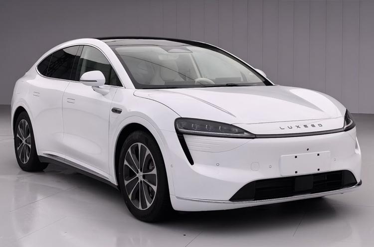 Huawei destekli Luxeed R7 EREV yeni nesil elektrikli SUV